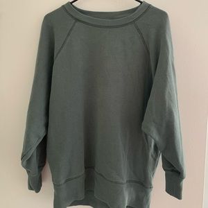 Used Aerie Oversized Forest Green Crewneck Size XS